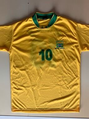 Collectible-Unisex- Brazil Soccer Jersey #10/ NEYMAR JR- Yellow with Green Trim